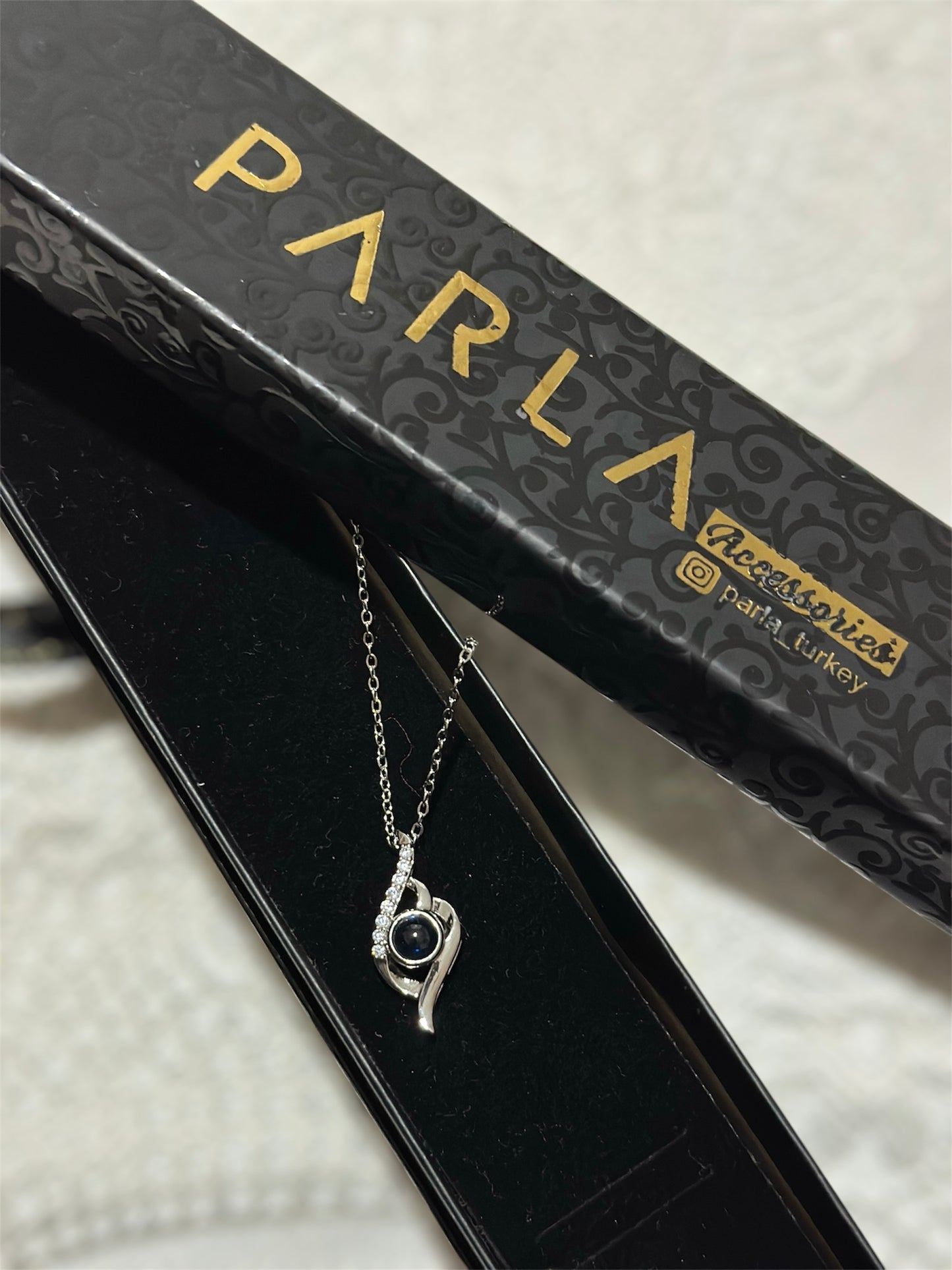 100 DİLDE SENİ SEVİYORUM KOLYESİ